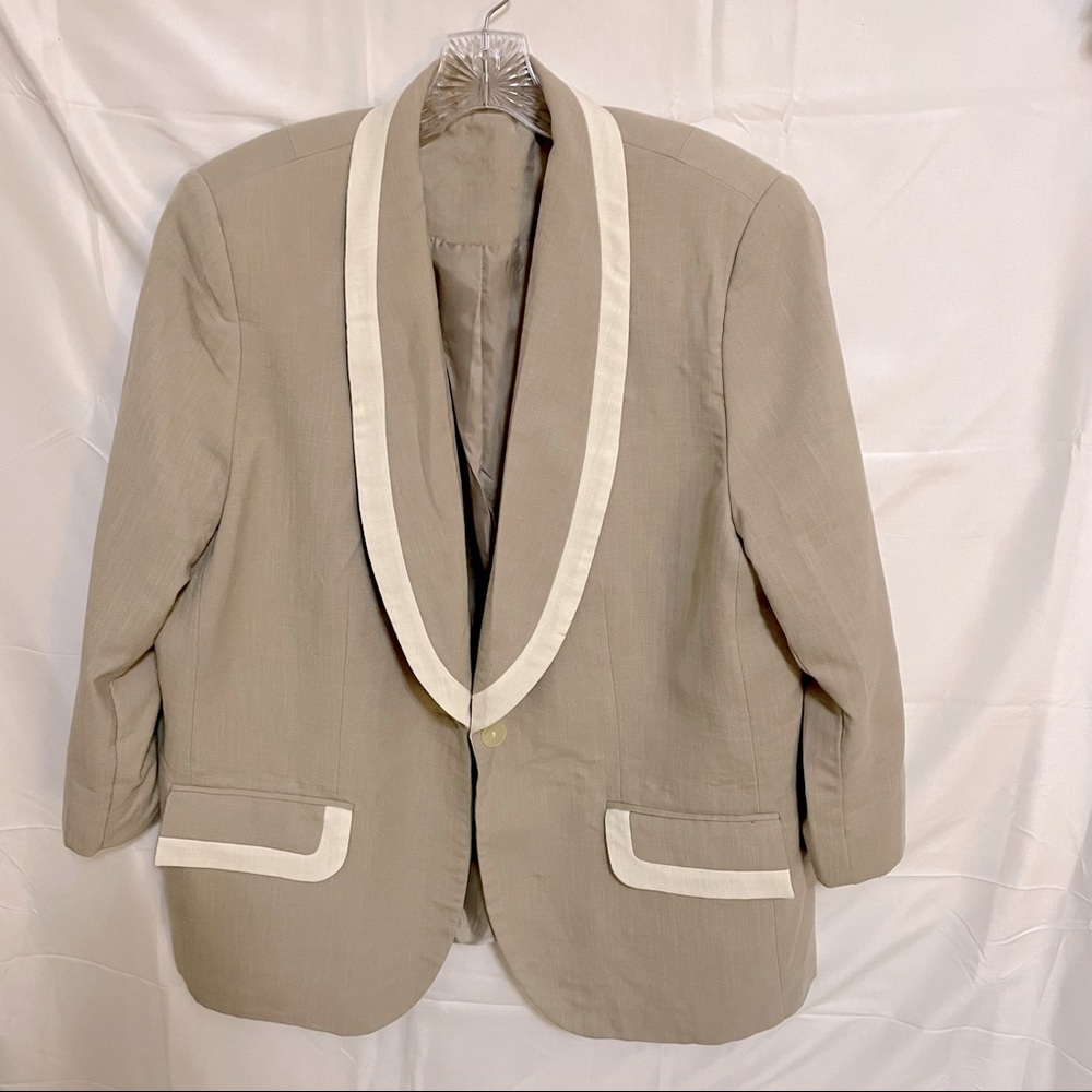 Beige Blazer with White Trim